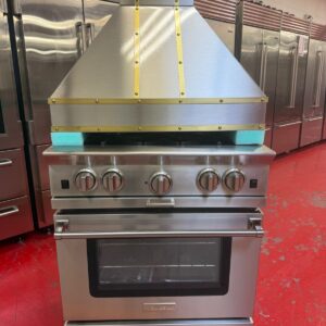 30'' Bluestar Gas Range BSP30 With Matching Chimney Style Hood HA030MLPLTD (Used 2024)