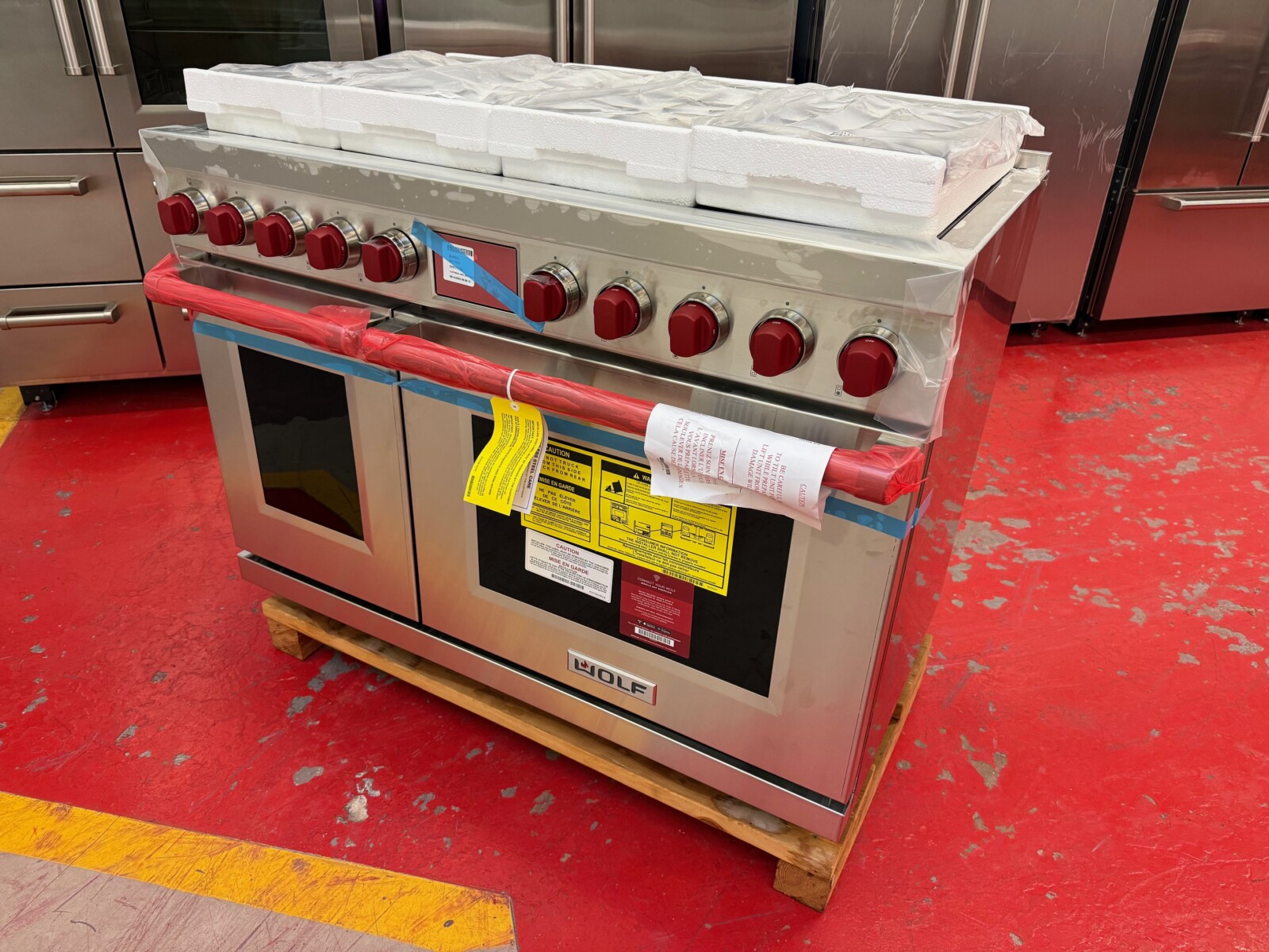 48'' Wolf Dual Fuel M Series LP Range DF48850SPLP (New) - Image 3