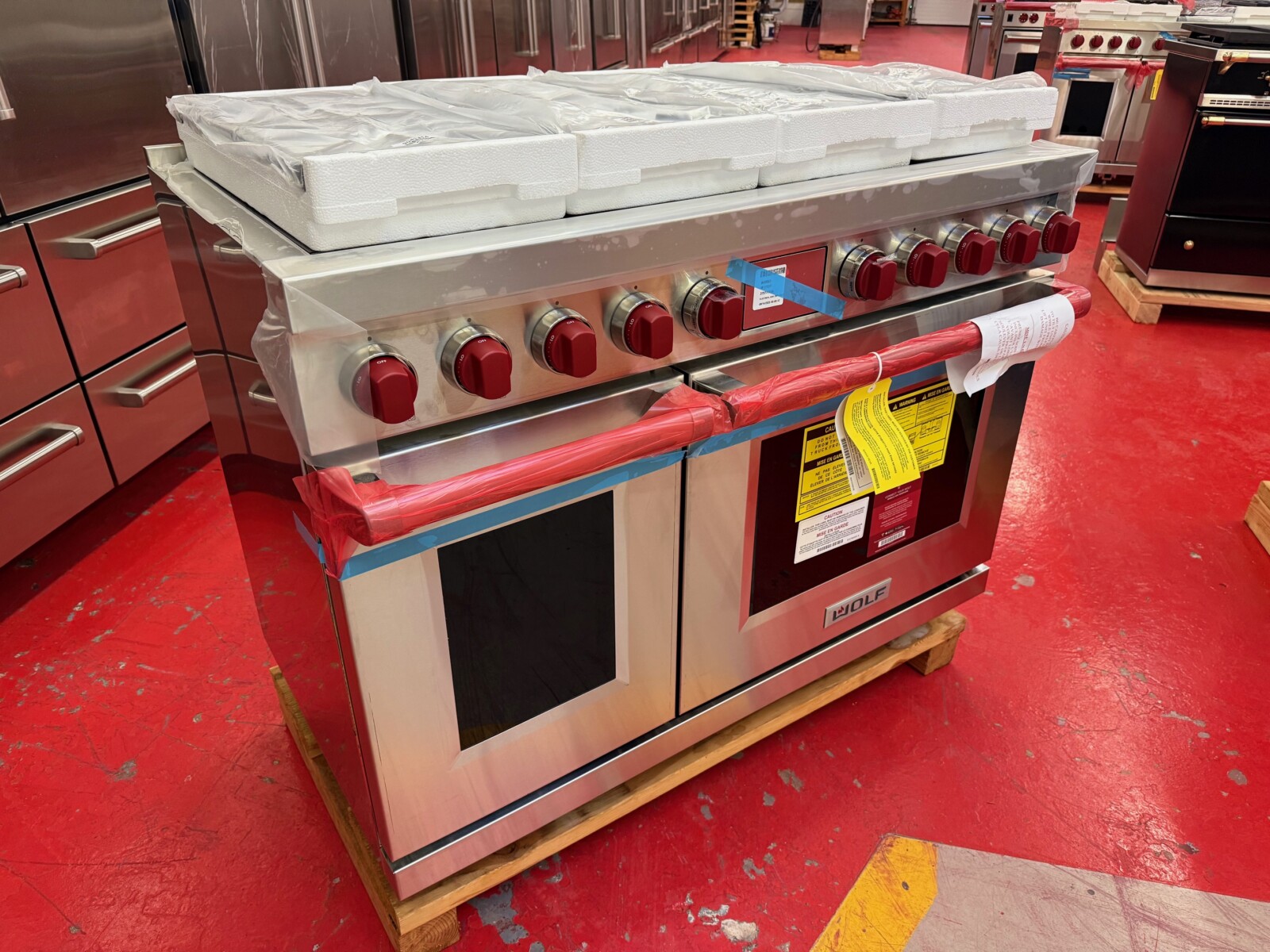 48'' Wolf Dual Fuel M Series LP Range DF48850SPLP (New) - Image 4