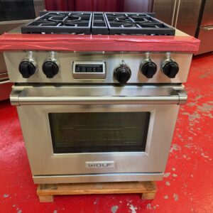30” Wolf Dual Fuel Natural Gas Only Range DF304 (Used)