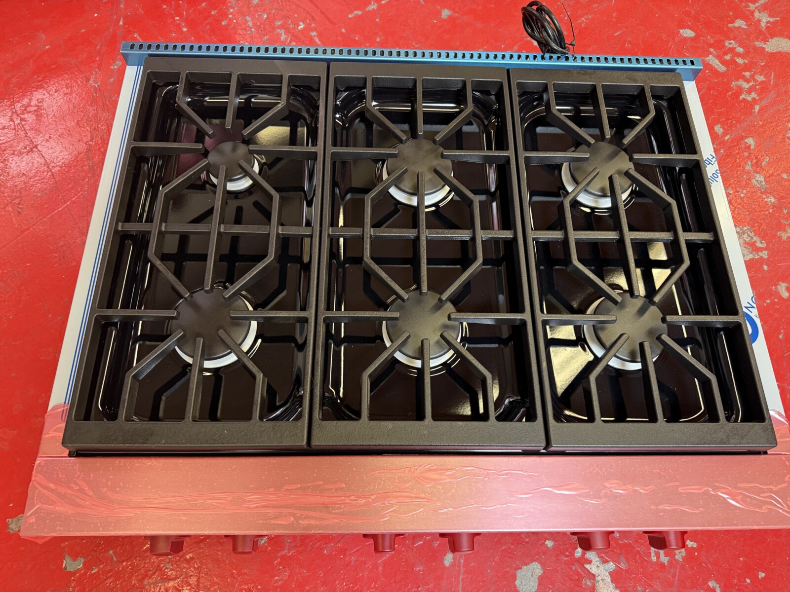 36'' Wolf Natural Gas Range Top SRT366 (Used) - Image 4