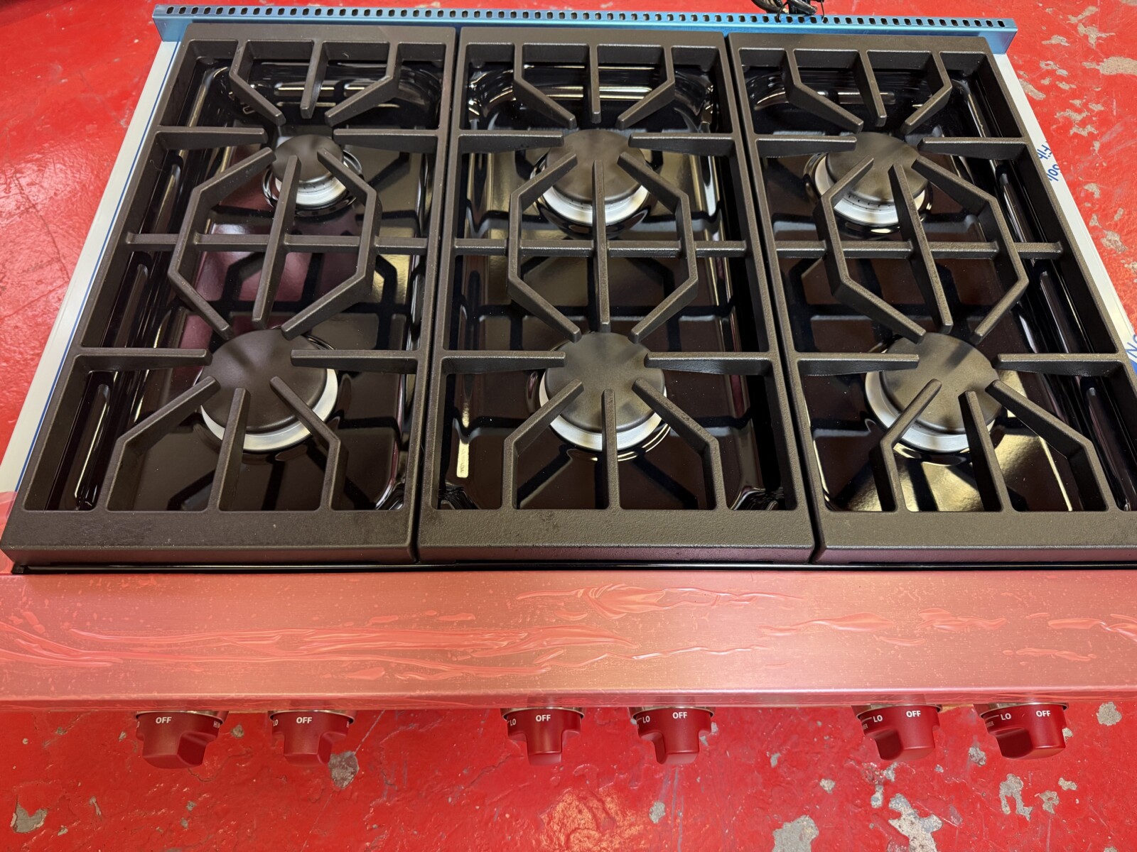 36'' Wolf Natural Gas Range Top SRT366 (Used) - Image 5