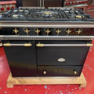 39 3/8'' Lacanche Volnay Dual Fuel Range Black With Brass LG1051EAEG (Used)