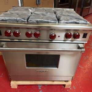 36” Wolf Natural Gas Range R366LP (Used)