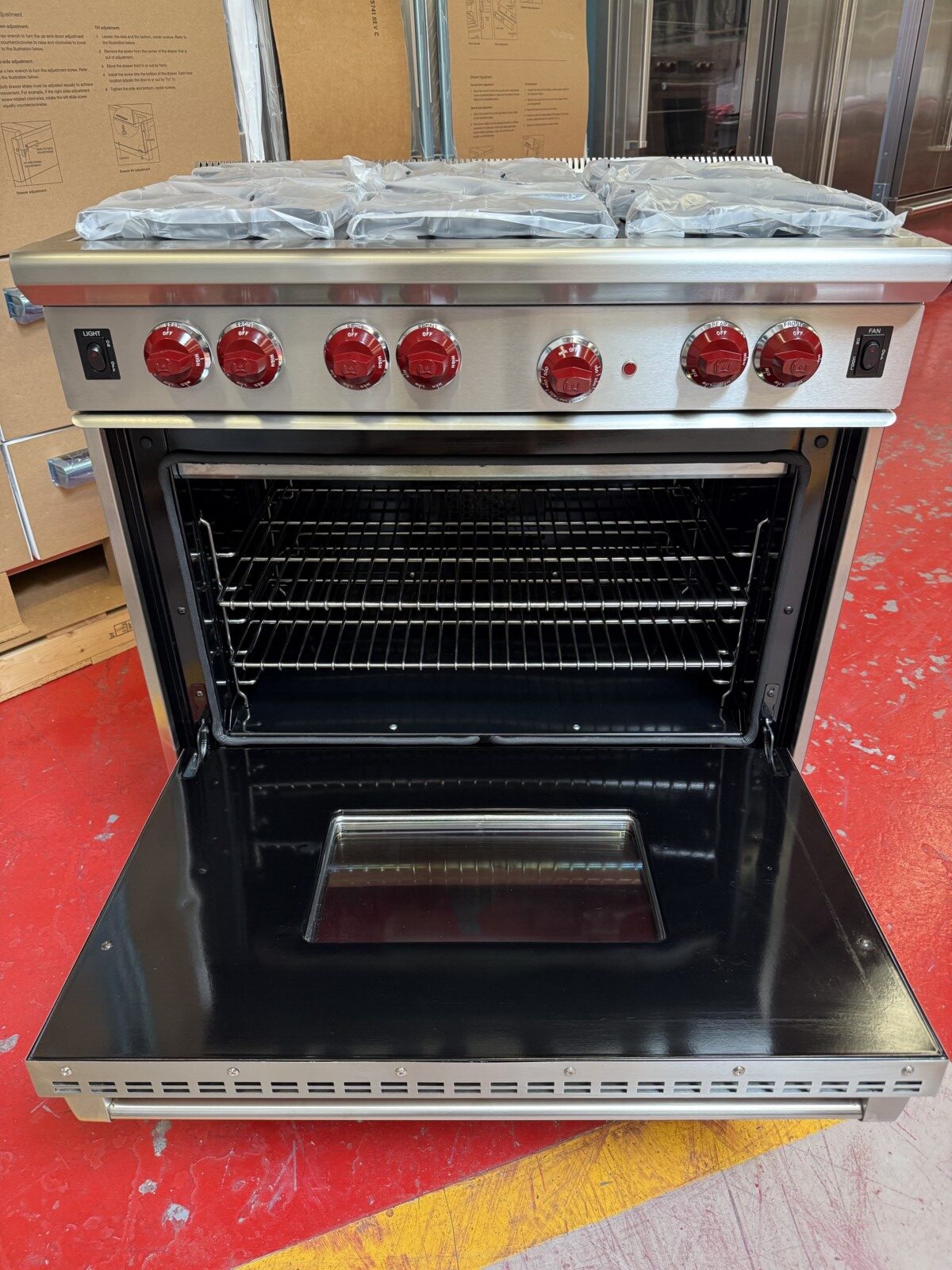 36” Wolf Natural Gas Range R366LP (Used) - Image 6