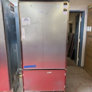 36'' Subzero Refrigerator Panel Ready With Water Dispenser CL3650UIDOR (New 2025)
