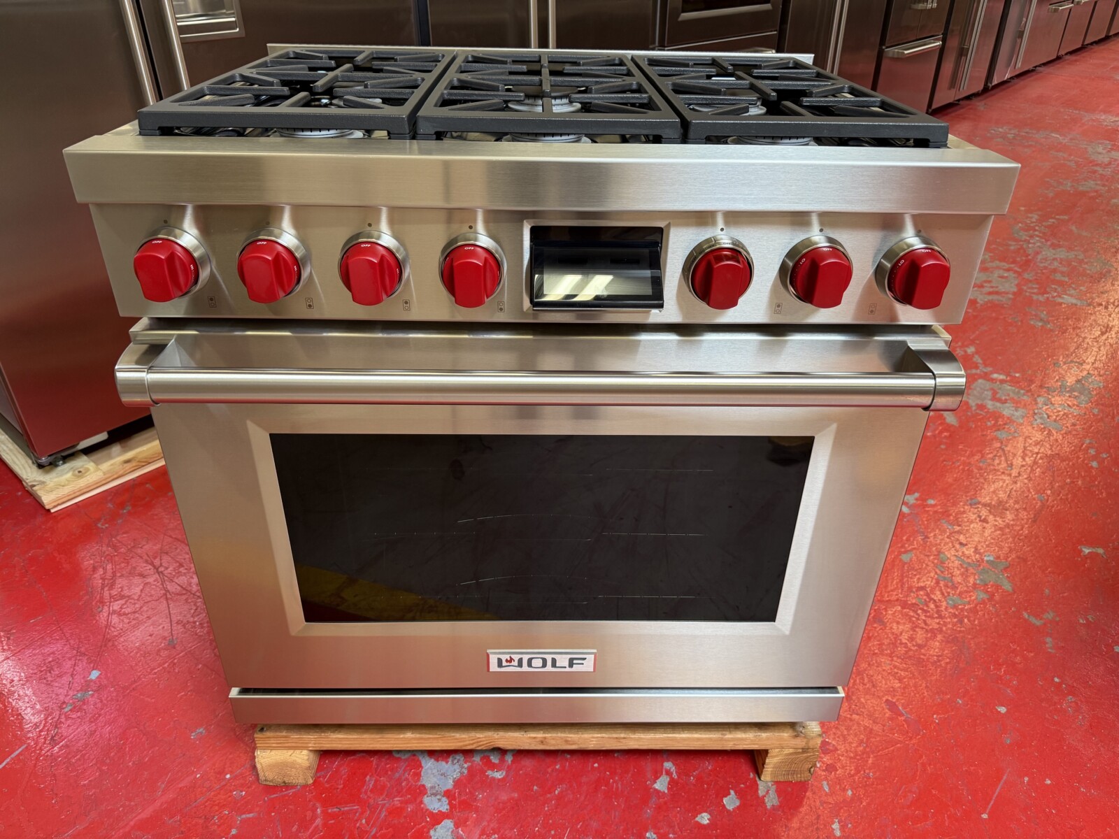 36” Wolf Dual Fuel M Series DF36650SP (Slightly Used) - Image 2
