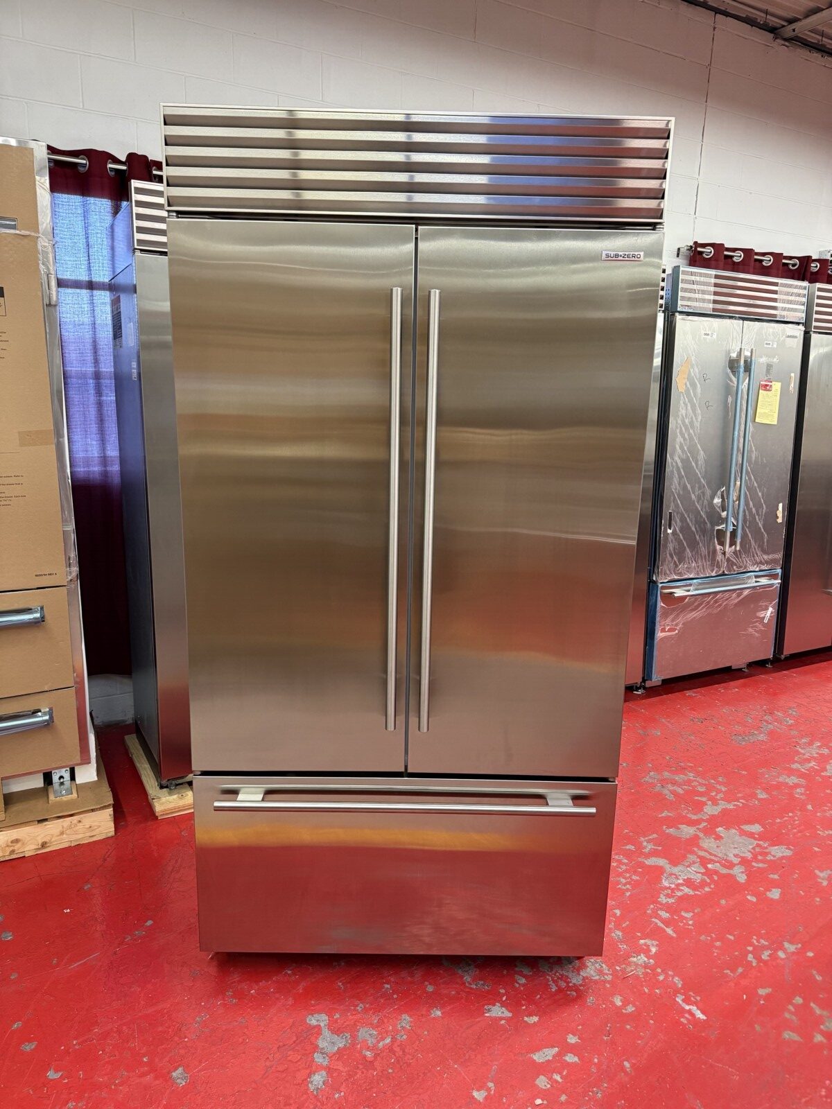 42” Subzero Refrigerator Freezer French Door With Water Dispenser CL4250UFDIDST (New Showroom Model 2024) - Image 2