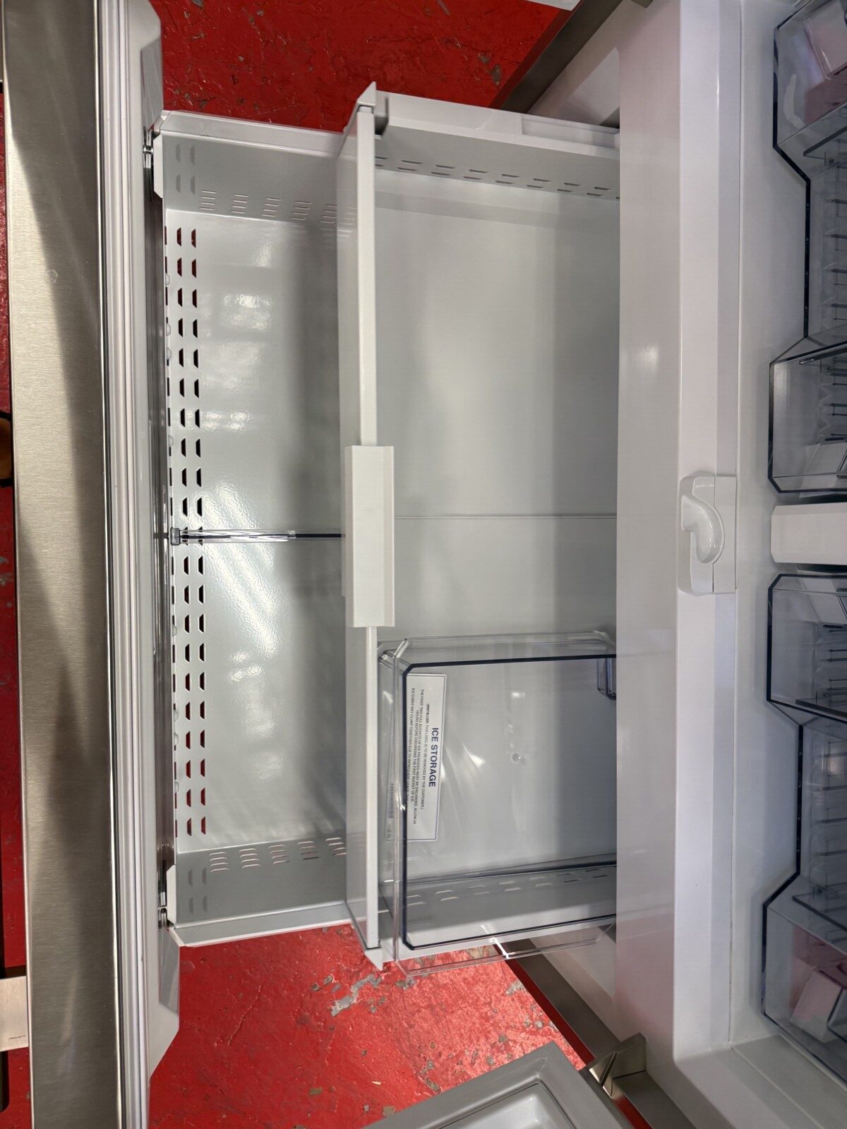 42” Subzero Refrigerator Freezer French Door With Water Dispenser CL4250UFDIDST (New Showroom Model 2024) - Image 8