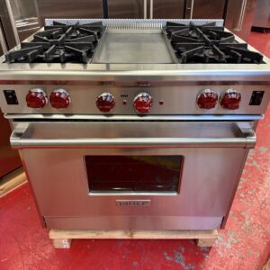 36'' Wolf Propane Range R464G (Used & Propane)