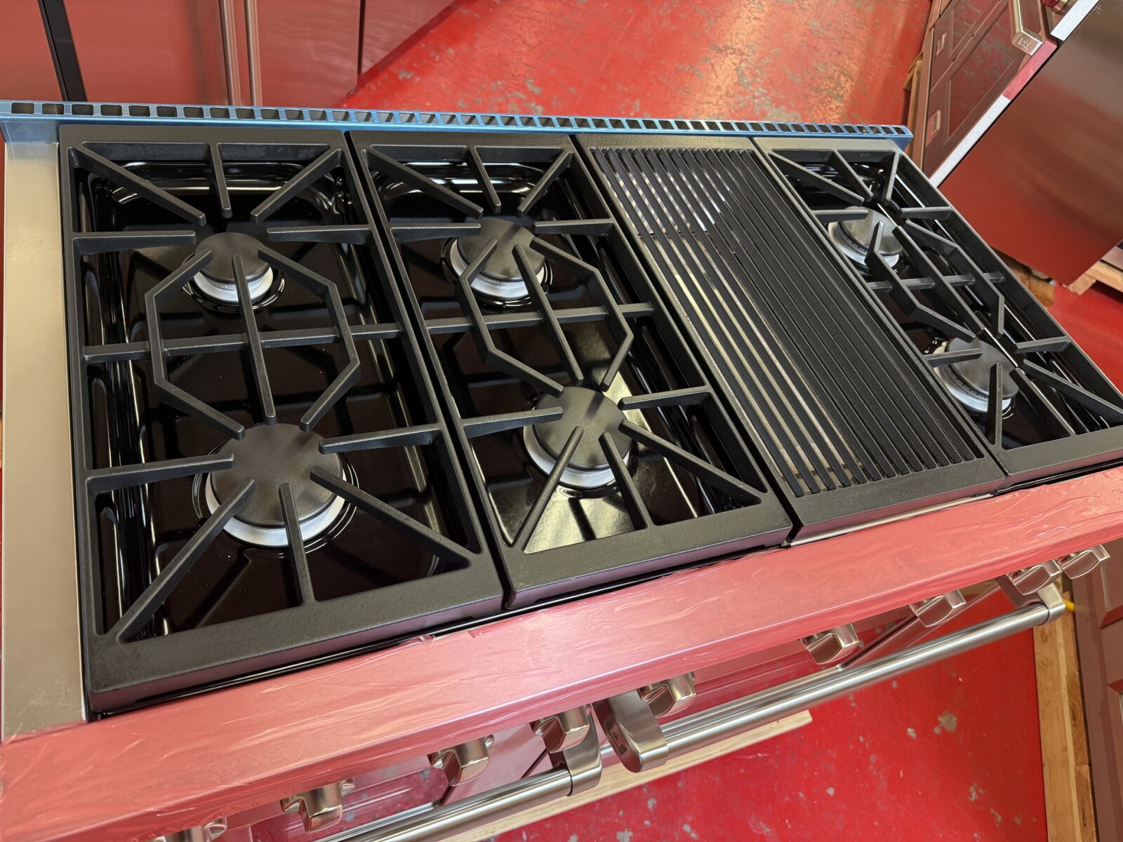 48” Wolf Natural Gas Range GR486C (Used) - Image 7