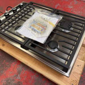 30'' Wolf Gas Cooktop CE304TS (New)